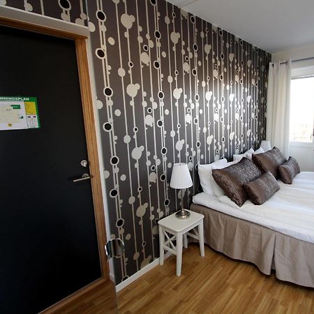 Riverside Hotel I Aengelholm 외부 사진